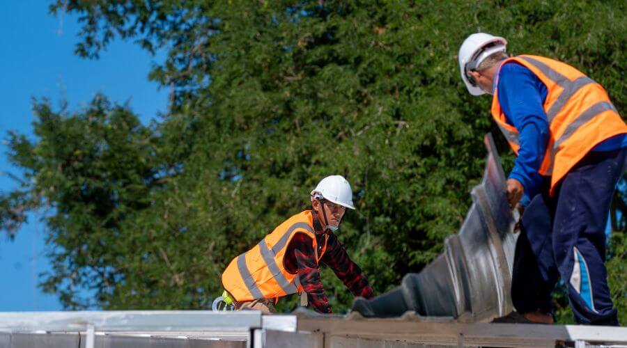 Expert top industrial roofings services in Blue River, WI